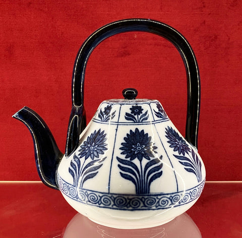 Minton Glazed Earthenware Aesthetic Movement 'Aster' Pattern Teapot c.1880