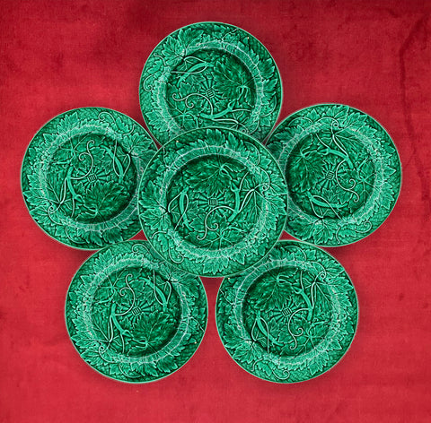 6 Wedgwood Majolica 'Vine Leaf' Pattern Plates c.1875